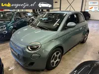 Fiat 500 e Passion 42 kWh *carplay *p-sensor *11.000 km *BTW