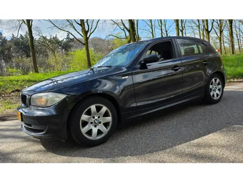 BMW 1-serie 120i Executive - Differentieel hoorbaar -