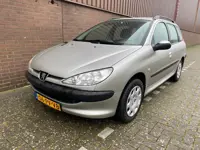 Peugeot 206 1.4 Air-line Trekhaak Airco APK NAP