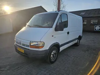 Renault Master T28 2.2dCi L1H1 (bj 2001)