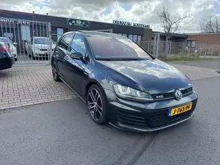 Volkswagen Golf 2.0 TDI GTD PANO-LINE-ASSIST-NAVI