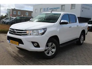 Toyota Hilux 2.4 D-4D 150PK E6 4WD Automaat Double Cab Professional 4x4 ✓ Trekhaak