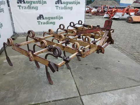 Huard veertandcultivator