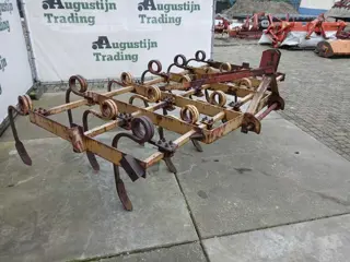 Huard veertandcultivator