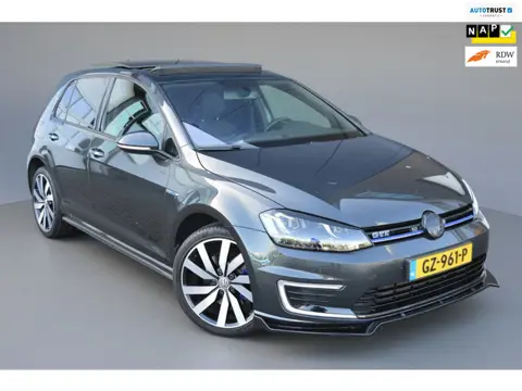 Volkswagen Golf GTE|Pano|Clima|Navi|MAXTON|