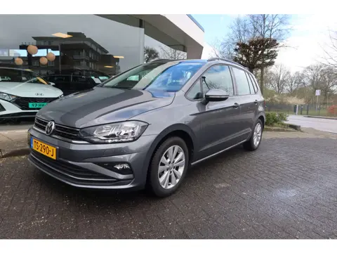 Volkswagen Golf Sportsvan 1.0 TSI ATUOMAAT Comfortline All-Season I TREKHAAK