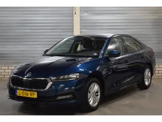 Skoda Octavia 1.0 TSI Business Edition + Apple/Android Carplay|Navigatie|Verwarmd stuurwiel|Parkeers