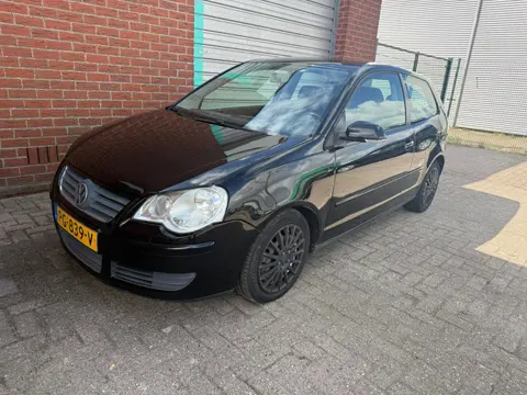 Volkswagen Polo 1.4-16V Trendline 3-deurs Airco Bj:2005