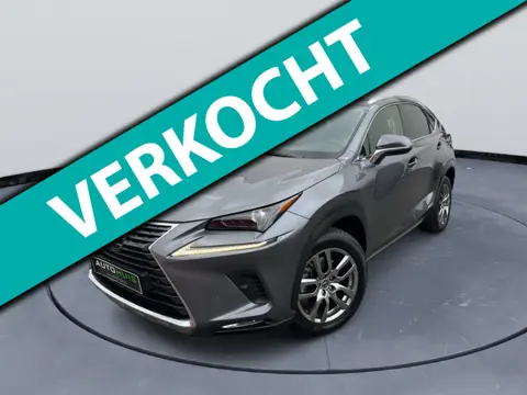 Lexus NX 300h AWD Luxury Line Leder Navigatiesysteem Achteruitrijcamera Afneembare trekhaak !