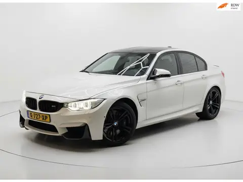 BMW 3-serie M3 CARBON DAK SCHAAL 360 CAMERA ACC