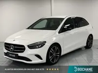 Mercedes-Benz B-klasse 180 Premium TREKHAAK | ACHTERUITRIJCAMERA | PARKEERSENSOREN VOOR-EN ACHTER | 