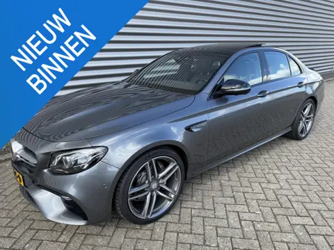 Mercedes-Benz E-klasse AMG E 63 4MATIC 1e Lak Pano Burmester Sfeer E63