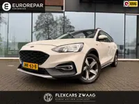 Ford Focus Wagon 1.0 EcoBoost Active Business - Automaat - Panodak - Trekhaak - Navi - Parkeerhulp