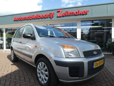 Ford Fusion 1.4-16V Champion Uniek 24.000km, Airco