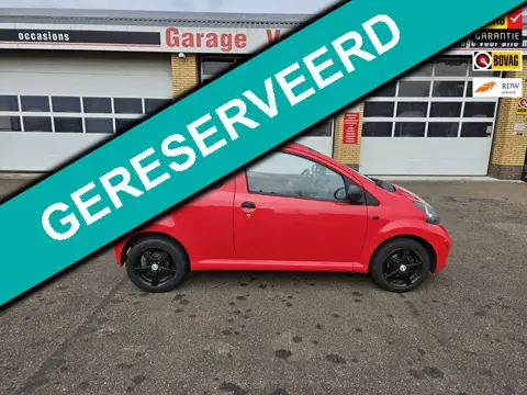 Toyota Aygo 1.0-12V met nieuwe APK-keuring