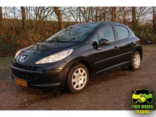 Peugeot 207 1.4 XR 5 deurs (bj 2008)