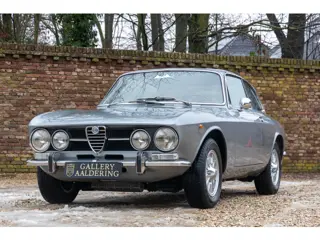 Alfa Romeo 1300 GT Junior "1750 GTV optics and engine" Optically in the 1750 GTV 1st series, Well re