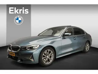 BMW 3 Serie Sedan 320i | LED | Leder | Navigatie | Active Cruise | Schuifdak | Sportstoelen | Elektr