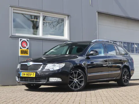 Škoda Superb Combi 1.4 TSI Ambition Business Line / Trekhaak / Volledige historie