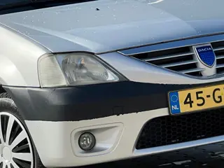 Dacia Logan MCV 1.6-16V Lauréate 7 pers.uitv. - Gris Aluminium - Airco/Multimedia/Carplay