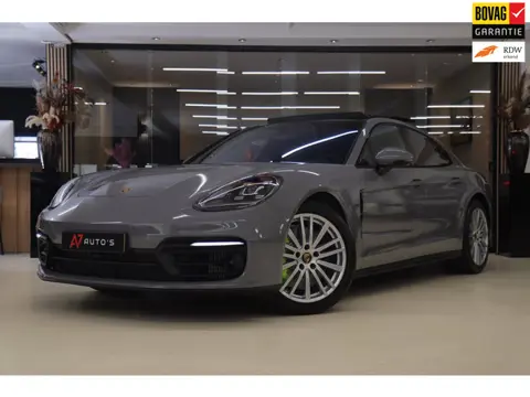 Porsche Panamera 2.9 4 E-Hybrid Platinum Edition Sport Chrono/Sport Design/Pano/Vol