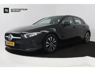 Mercedes-Benz A-klasse 180 Business Solution (ACHTERUITRIJCAMERA, CRUISE CONTROL, NAVIGATIE, PARKEER