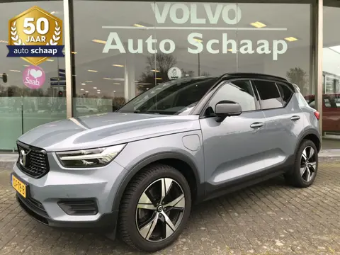 Volvo XC40 1.5 T4 Recharge R-Design | Rijklaar incl 12 mnd Bovag | Panoramadak Keyless 360 camera St