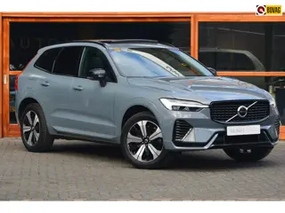 Volvo XC60 T6 Hybride AWD Plus Dark LONG RANGE | Panoramadak | Stoel + Stuur Verwarmd | Camera | App
