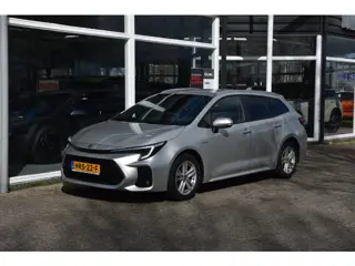 Suzuki Swace 1.8 Hybrid Style