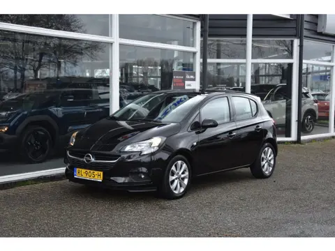 Opel Corsa 1.4 Favourite