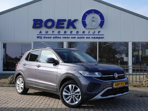 Volkswagen T-Cross 1.0 TSI Life Edition TREKH. | VIRTUAL | ECC | ACC | STOELVERW.