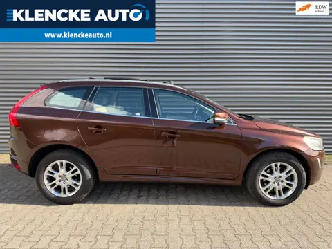 Volvo XC60 2.0 T5 FWD Summum 184.282km Schuifdak Xenon Leer Stoelverwarming 241PK Automaat