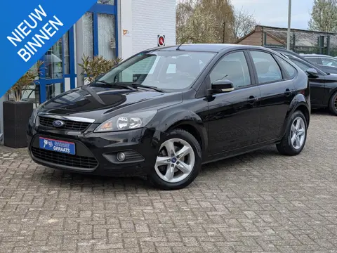 Ford Focus 1.6 Titanium | Cruise Control, Parkeersensoren, Bluetooth, Airco, 5 deurs, 16 inch, weini