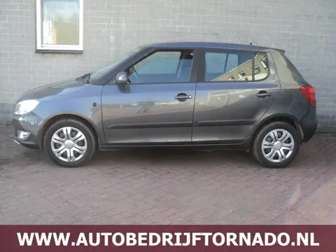 Skoda Fabia 1.2 TSI AIRCO NAVI AIRCO BJ2011