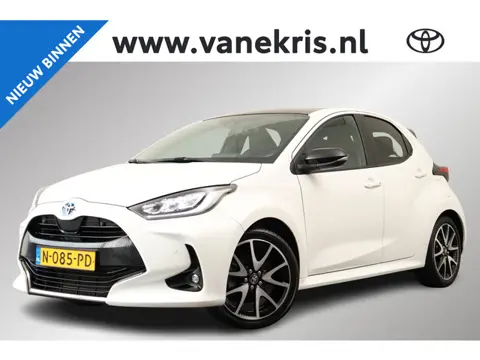Toyota Yaris 1.5 Hybrid Executive, Panodak, JBL, HUD, Apple carplay / android auto, Navi.