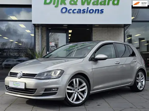 Volkswagen Golf 1.4 TSI ACT Highline Automaat – Cruise – Airco – pano
