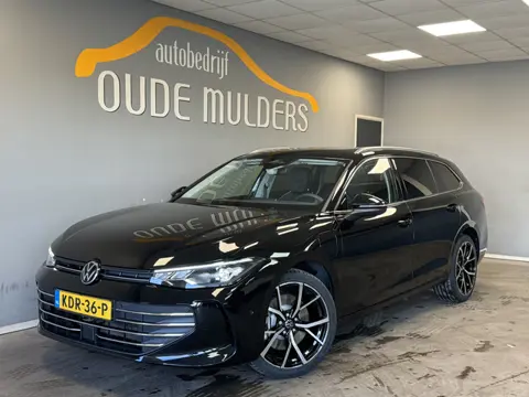 Volkswagen Passat Variant 1.5 eHybrid Business Trekhaak/ Massage / ACC/ Carplay
