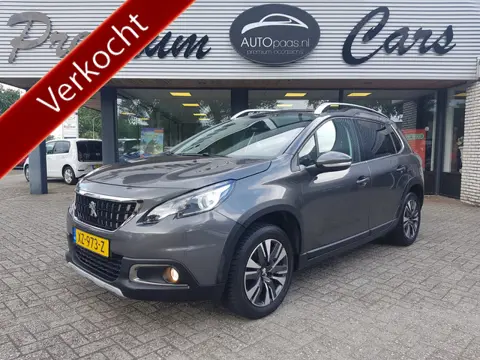 Peugeot 2008 1.2 111pk PureTech Allure,PANO,ECC,CRUISE,NAV,TREHKH,LUXE uitvoering,NW distri