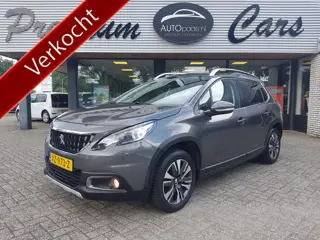 Peugeot 2008 1.2 111pk PureTech Allure,PANO,ECC,CRUISE,NAV,TREHKH,LUXE uitvoering,NW distri