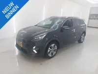 KIA E-NIRO EXECUTIVELINE 64 KWH I 3 FASE LADEN I SCHUIF/KANTELDAK I 95% SOH