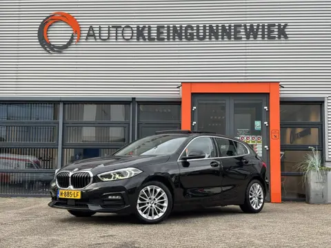 BMW 1-serie 118i Business Edition / Schuifkanteldak / Navi / Applecarplay/AndroidAuto /