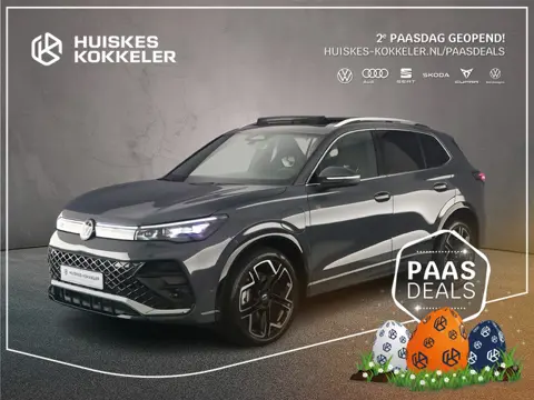 Volkswagen Tiguan R-Line Edition 1.5 TSI eHybrid 272pk DSG Automaat Trekhaak, Panoramadak, Adaptive 