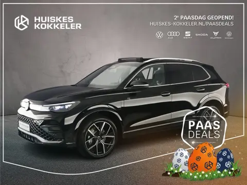 Volkswagen Tiguan R-Line Edition 1.5 TSI eHybrid 272pk DSG Automaat Trekhaak, Panoramadak, Navigatie