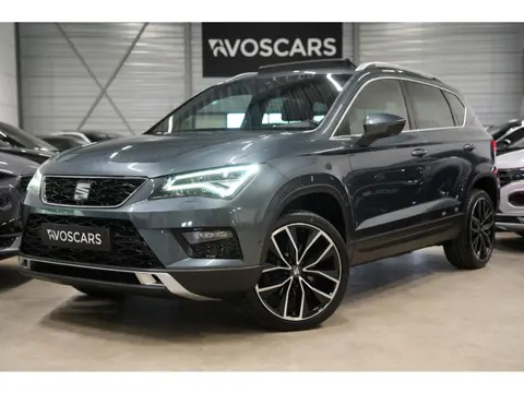 SEAT Ateca 1.5 TSI Xcellence DSG * Pano - Trekhaak - 19" - Keyless - Camera - Beats - ACC - App *