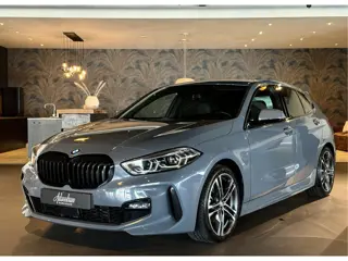 BMW 1-serie 118d M-Sportpakket I 18" I Camera I NL Auto
