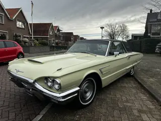 Ford Thunderbird (bj 1965, automaat)
