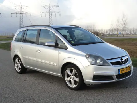 Opel Zafira 1.6 Enjoy