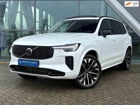 Volvo XC90 2.0 T8 Plug-in hybrid AWD Ultra Dark FACELIFT 455pk Luchtvering / Massage Stoelen / Bower