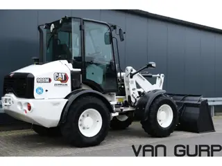 Cat 908 | 2020 | 2599h (bj 2020)