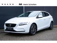 Volvo V40 T2 Polar+ | Zwart Lederen Bekleding | Fullmap Navigatie | Stoelverwarming | Parkeercamera 